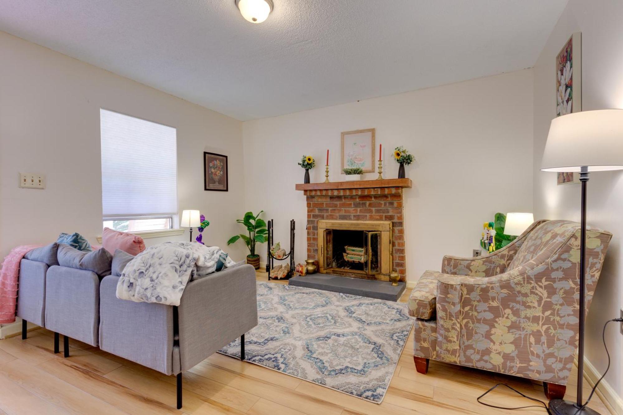 Stunning Gulfport Getaway About 1 Mi To The Beach 외부 사진
