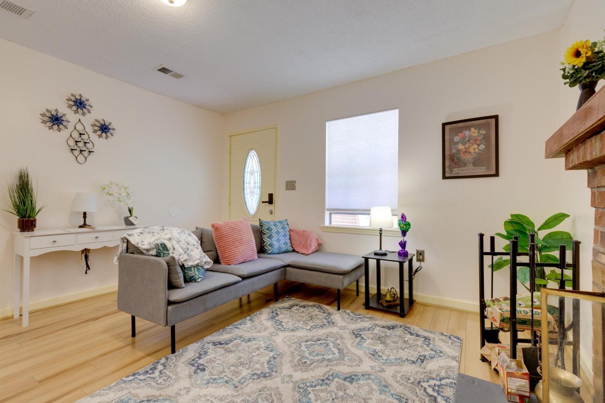 Stunning Gulfport Getaway About 1 Mi To The Beach 외부 사진
